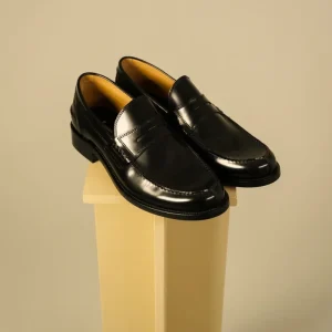 Antica Cuoieria loafers i glansfuldt kalveskind med tidløs elegance