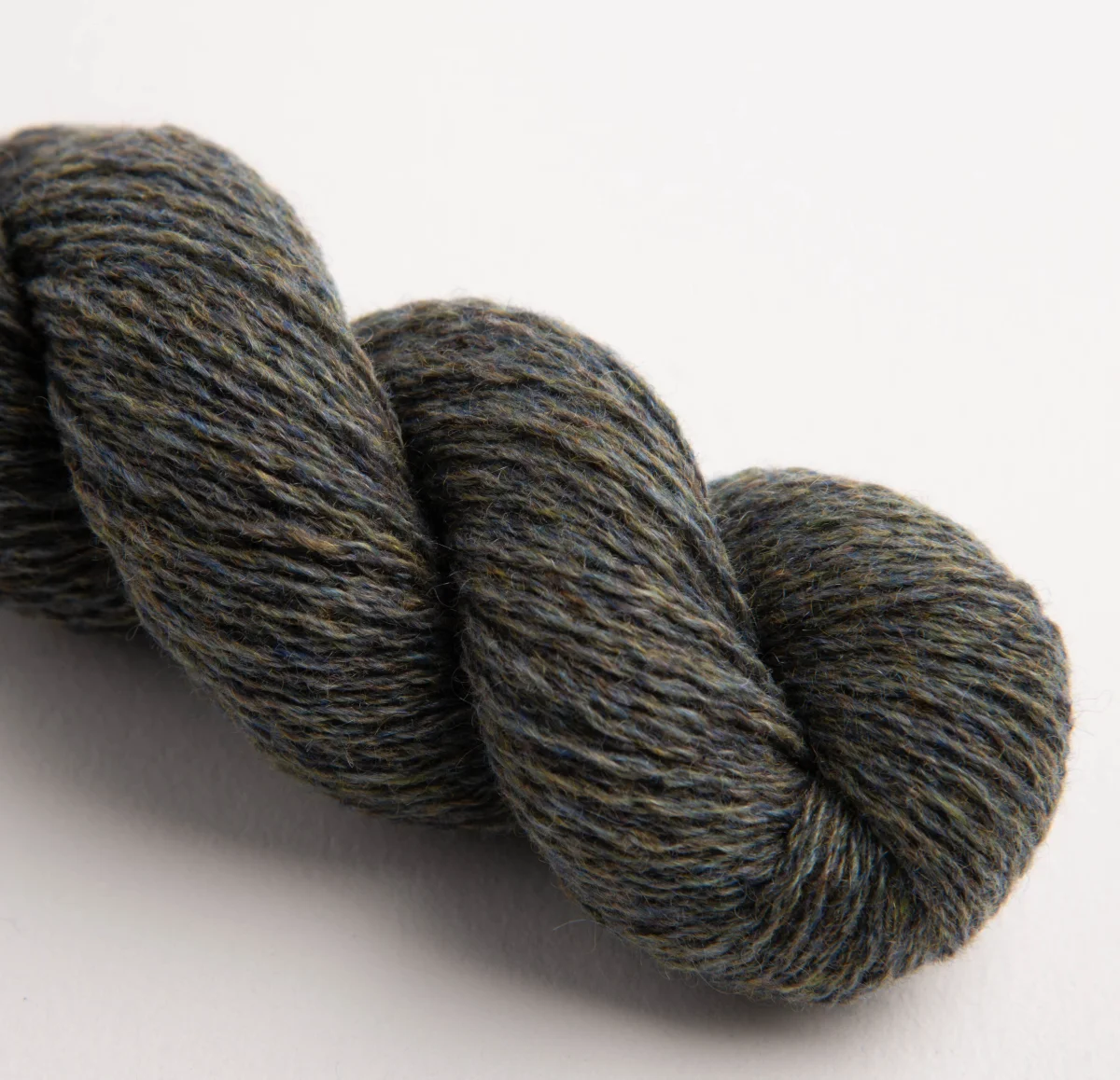 GARNA Edda Cashmere garn : Lys mosgrøn tweed - Limited - Billede 2