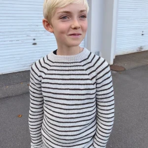 Friday Sweater Junior PetiteKnit - Strikkekit