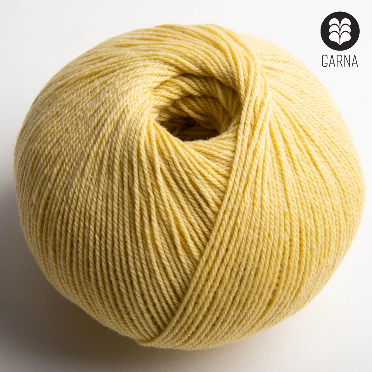 GARNA Nobilis Superfin Lammeuld garn : 412 Sart gul