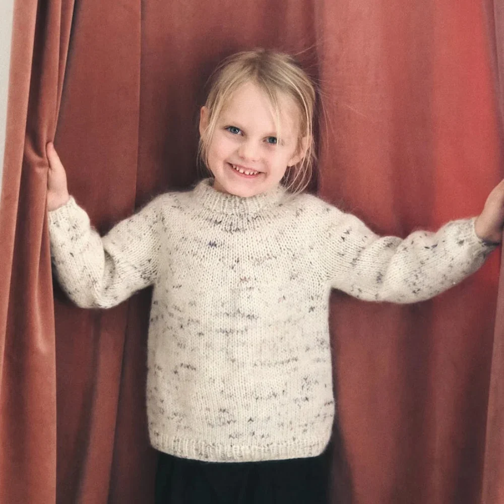 Novice Sweater Junior PetiteKnit - Strikkekit