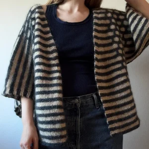 Virginia Jakke AEGYOKNIT - Garnkit (uden opskrift)
