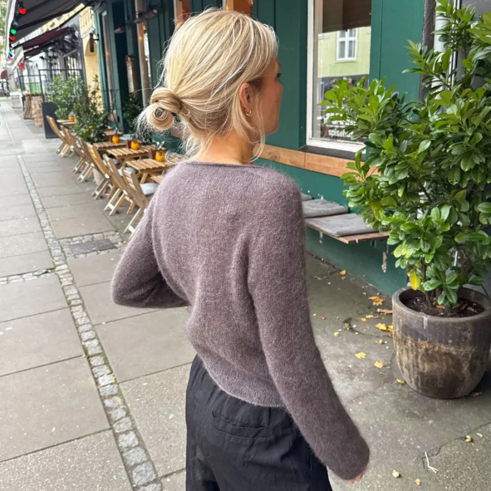 Ivy Cardigan PetiteKnit - Strikkekit Mohair - Billede 4